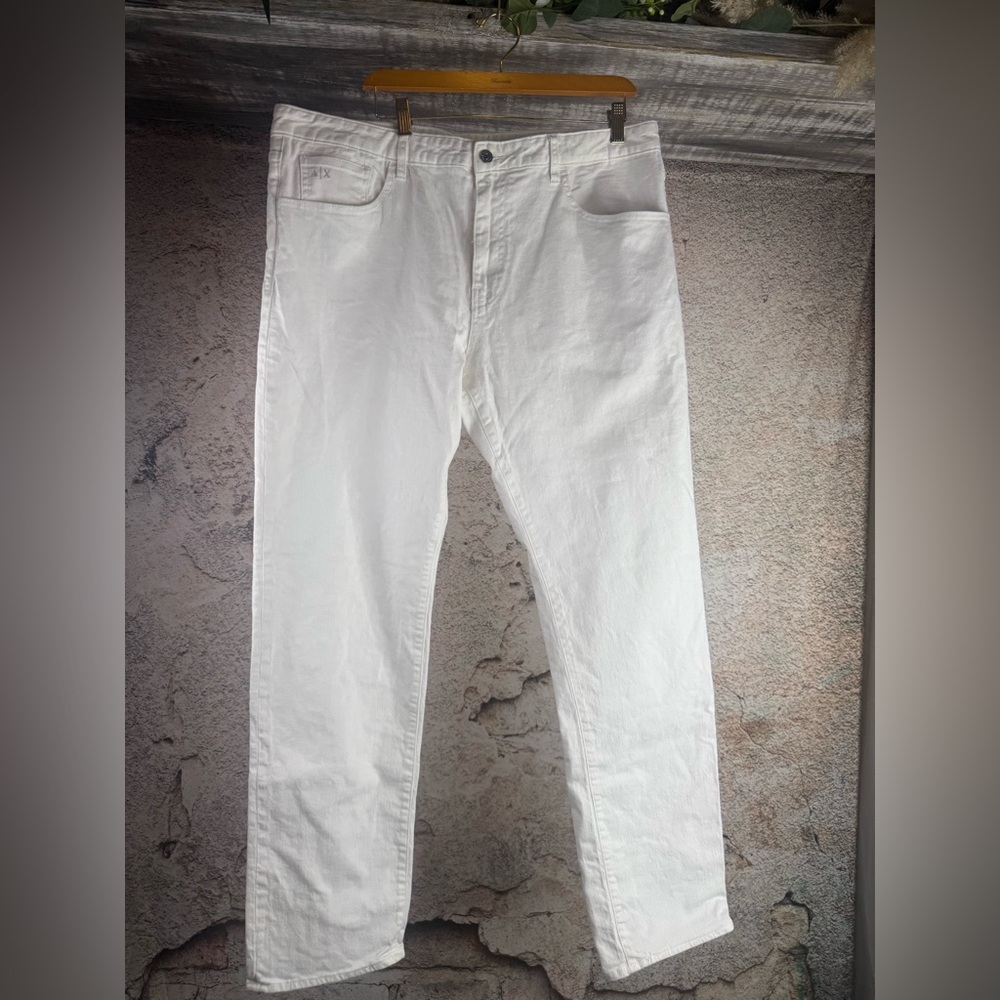 Armani Exchange A|X Mens J13 Slim White Denim jeans size 38.  MN13